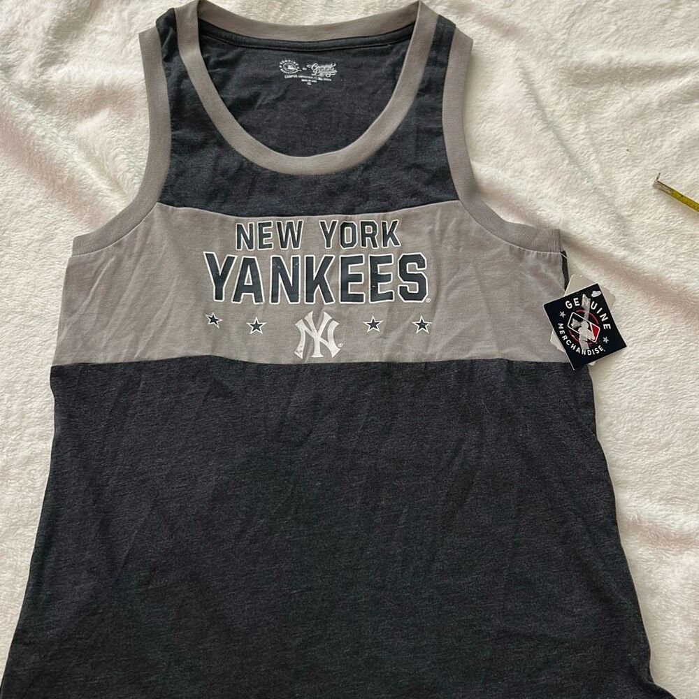 Campus Lifestyle Genuine Merchandise New York‎ Yankees Tank. Size XS. NEW